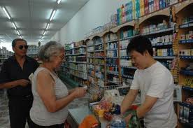 Los autoservicios chinos se suman a la Supercard